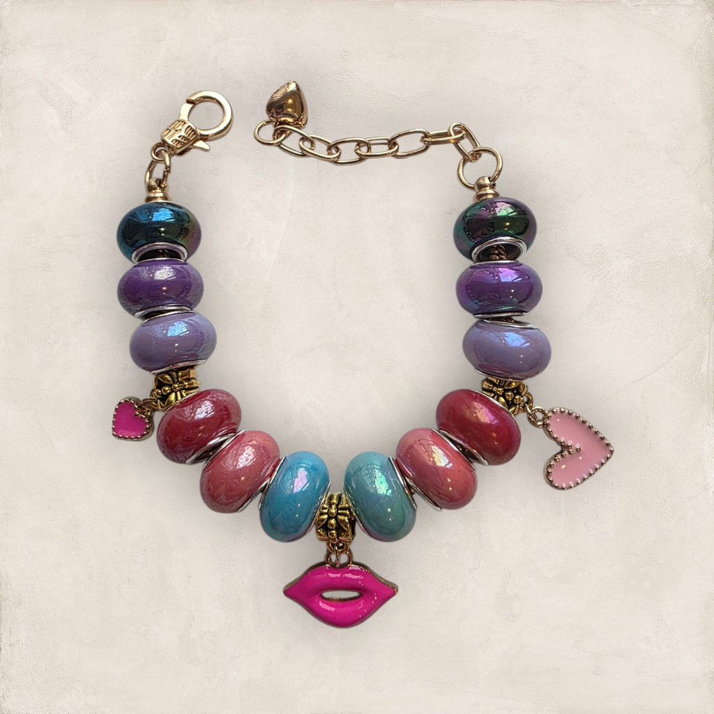 Luscious Lips Bracelet