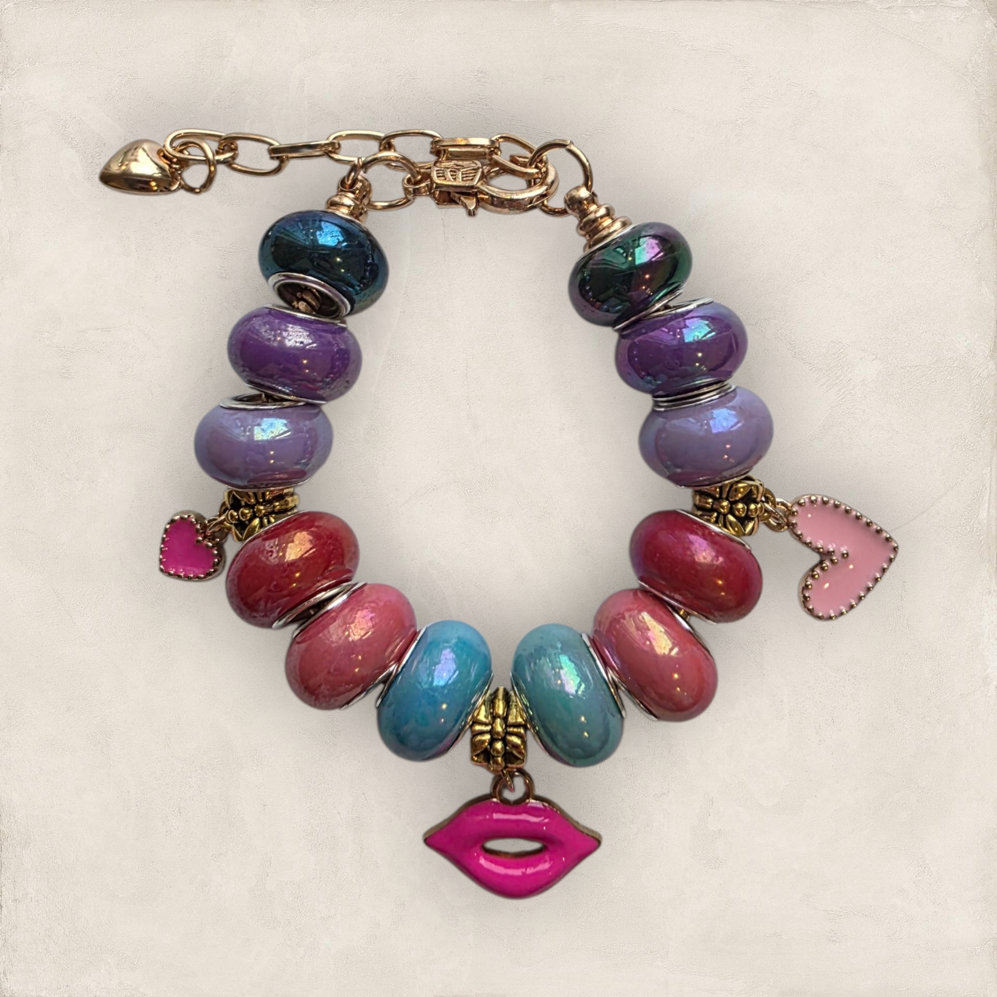 Luscious Lips Bracelet